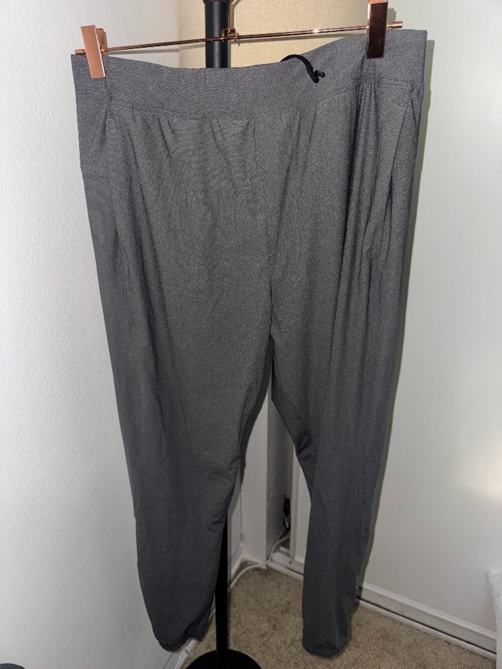 all in motion mens joggers